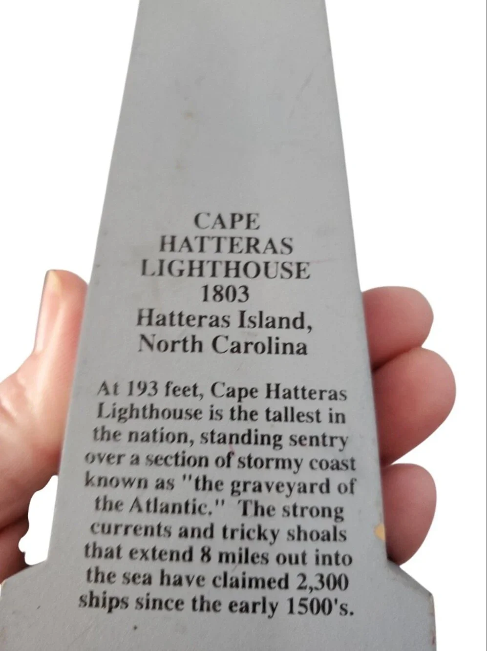 Hometowne Collectibles Cape Hatteras Lighthouse And Hank's Market Tulluis 1995
